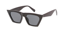 7507 Women's Plastic Medium Extreme Cat Eye Frame