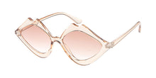 7617 Women's Plastic Medium Lips Frame